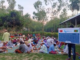 toplu-iftar.JPG