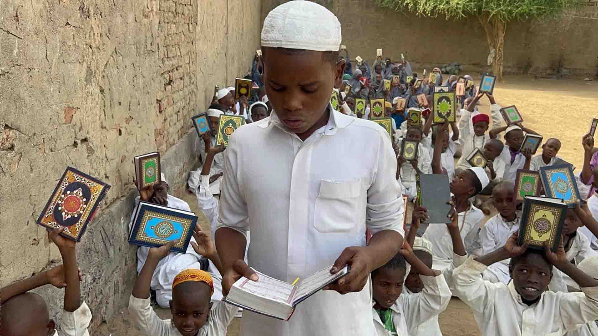 KADİR GECESİ KUR'AN DAĞITIMI - RAMAZAN 2025