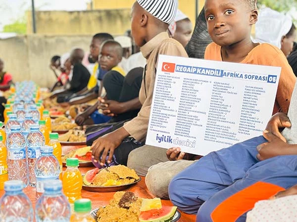 REGAİP KANDİLİ AFRİKA SOFRASI 2025